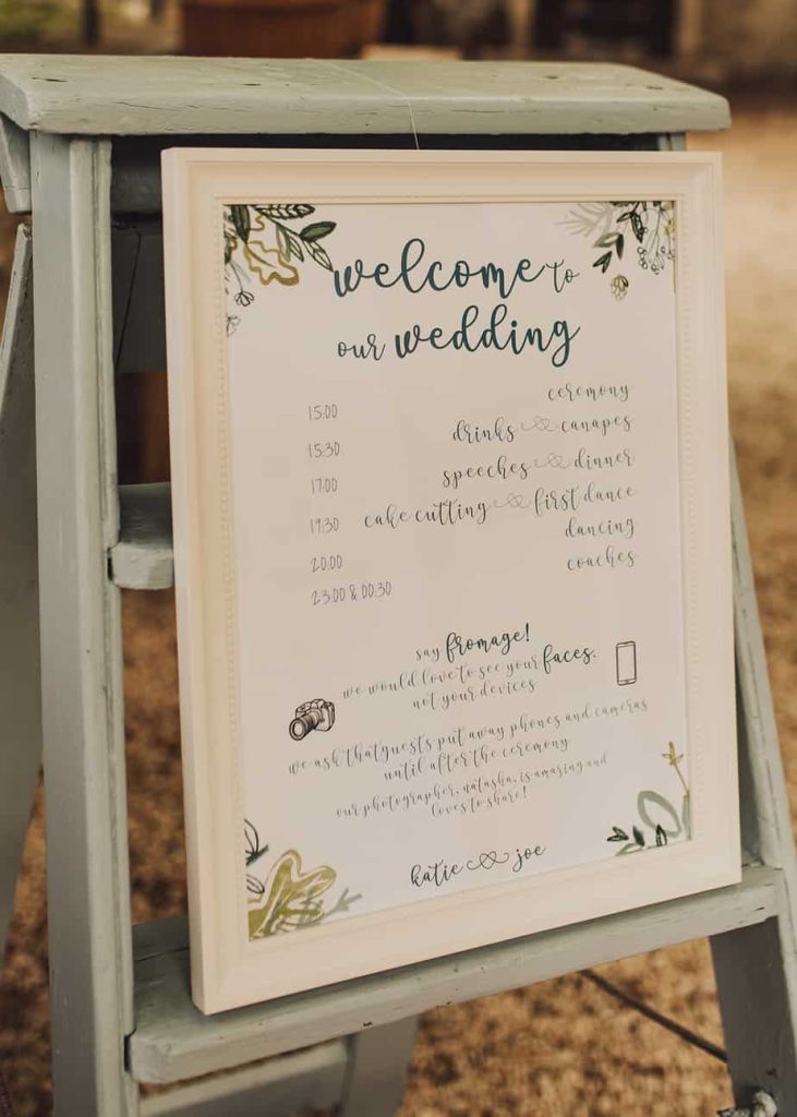 Reasons to have an unplugged wedding ceremony