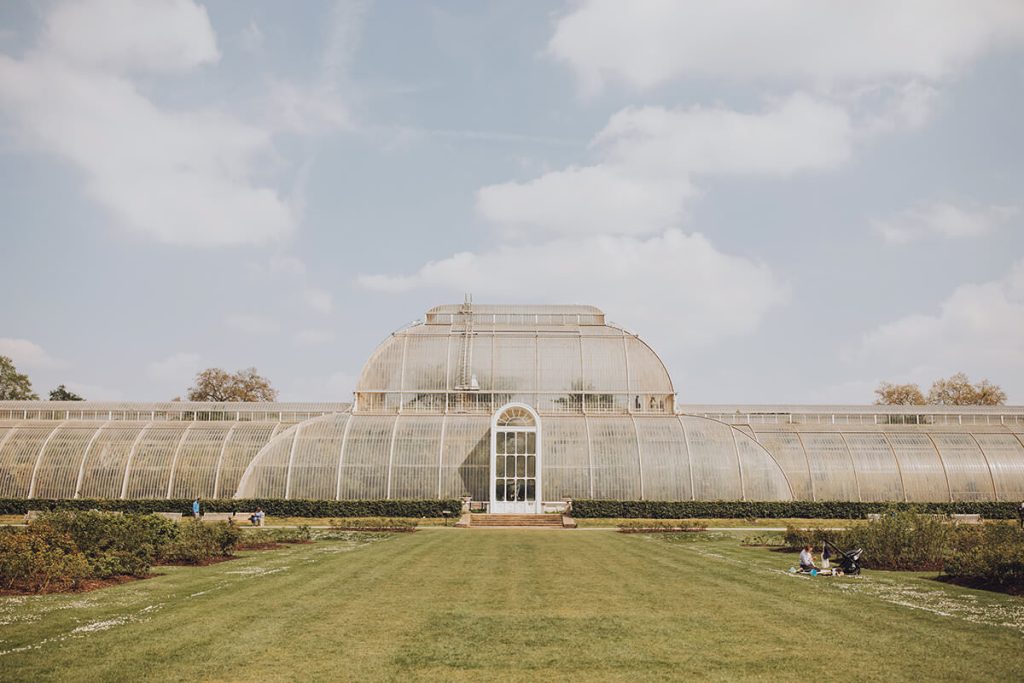 conservatory at kew gardens