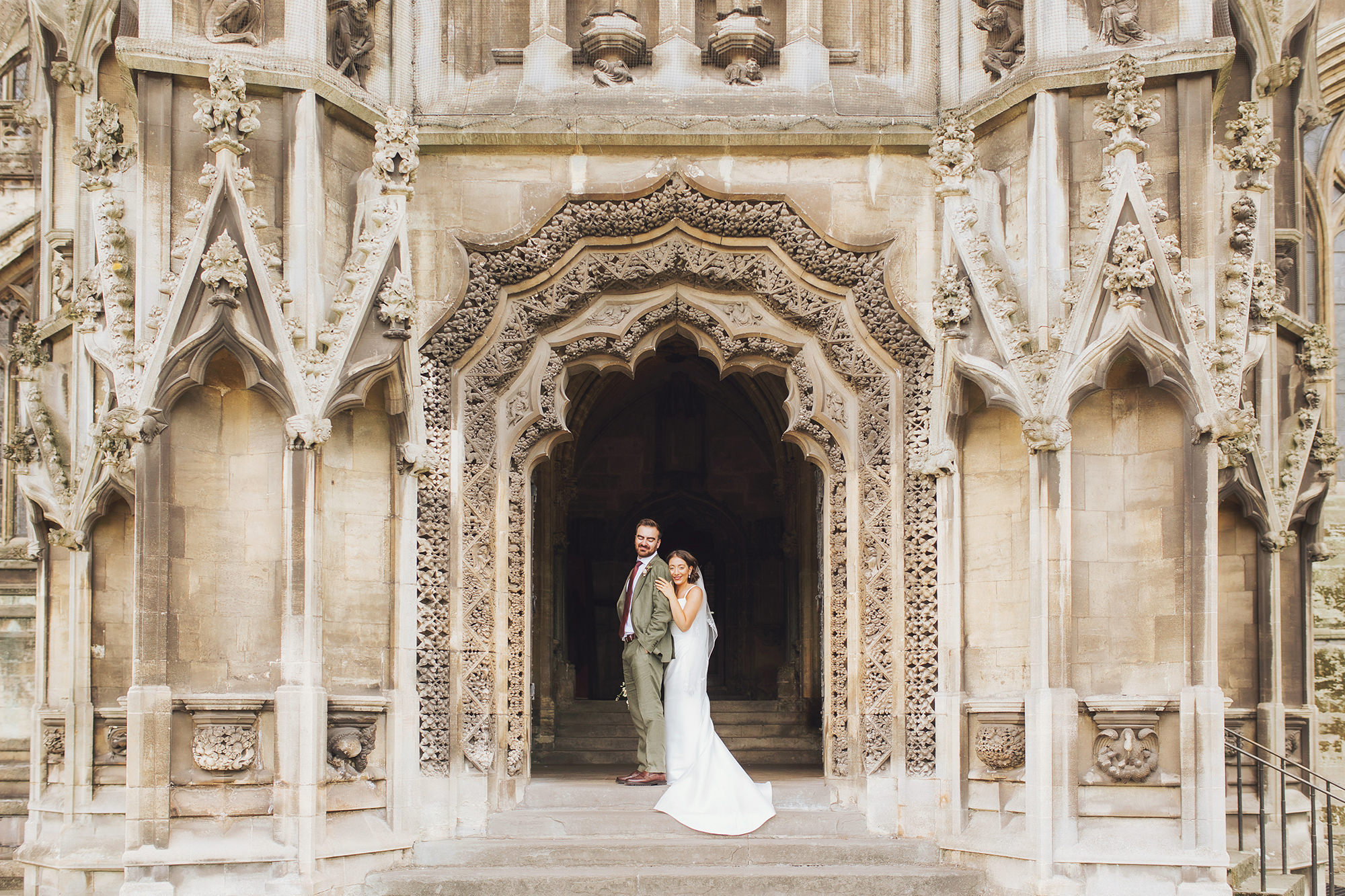 st mary redcliffe church married couple in archway