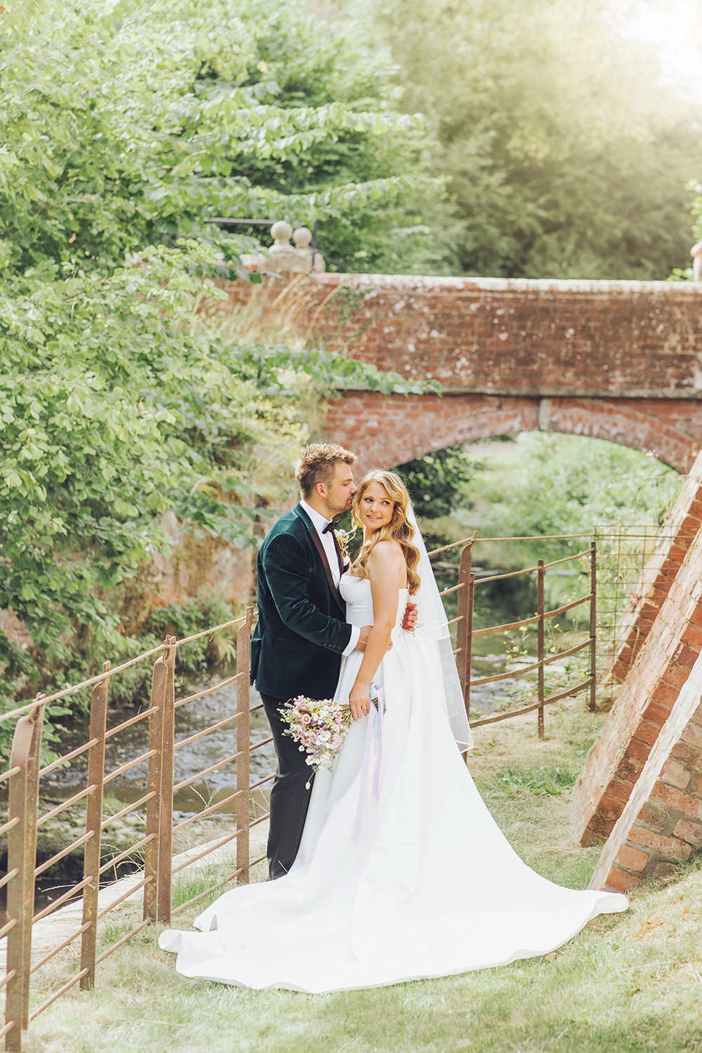 couple at the hay barn hereford